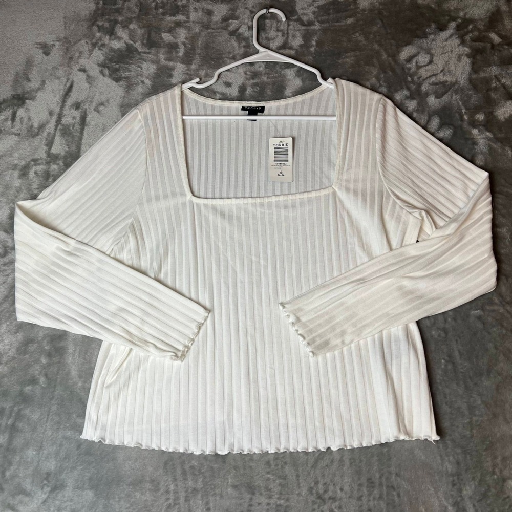 Torrid Plus Size 14-16 White Ribbed Square Neck Long‎ Sleeve Top